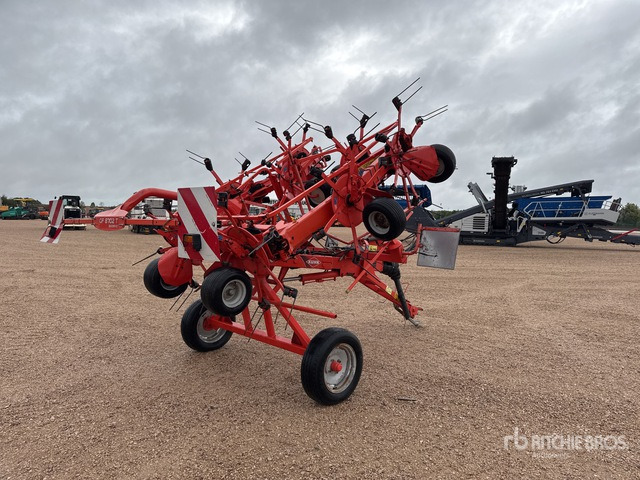 2011 Kuhn GF8702T 8.7 m 3-Point 8 Rotor Faneuse Hay Tedder - Ancinho enleirador: foto 3 2011 Kuhn GF8702T 8.7 m 3-Point 8 Rotor Faneuse Hay Tedder - Ancinho enleirador: foto 3