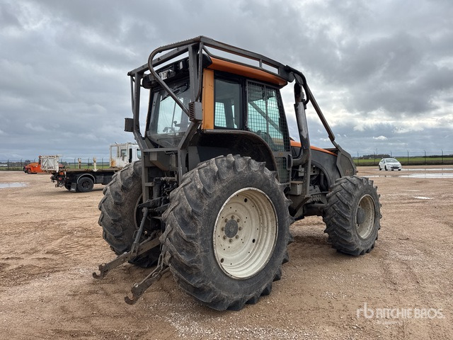 2011 Valtra T161H 4x4 Tracteur Agricole (Inoperable) 4WD Tractor - Trator: foto 3 2011 Valtra T161H 4x4 Tracteur Agricole (Inoperable) 4WD Tractor - Trator: foto 3