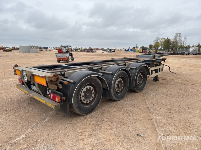 2012 Fruehauf Tri/A Semi-Remorque Porte-Conte ... Container Trailer - Reboque transportador de contêineres/ Caixa móvel: foto 3 2012 Fruehauf Tri/A Semi-Remorque Porte-Conte ... Container Trailer - Reboque transportador de contêineres/ Caixa móvel: foto 3