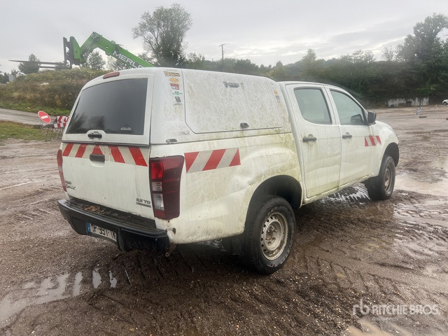 2013 Isuzu D-Max (Inoperable) Pickup - Pick-up: foto 3 2013 Isuzu D-Max (Inoperable) Pickup - Pick-up: foto 3