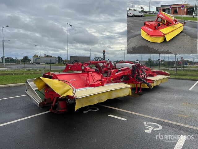 2013 Pottinger Alpha Motion 301 ED & 2015 Novacat X8 Collector 8300 mm 3-Point Hitch Groupe De ... Mower Conditioner - Gadanheira: foto 1 2013 Pottinger Alpha Motion 301 ED & 2015 Novacat X8 Collector 8300 mm 3-Point Hitch Groupe De ... Mower Conditioner - Gadanheira: foto 1