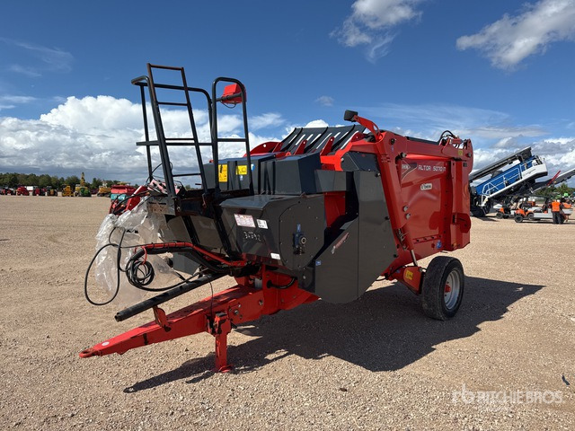 2015 Kuhn Altor 5070M Pailleuse Distributrice Livestock Feeder - Misturadora Alimentadora: foto 1 2015 Kuhn Altor 5070M Pailleuse Distributrice Livestock Feeder - Misturadora Alimentadora: foto 1
