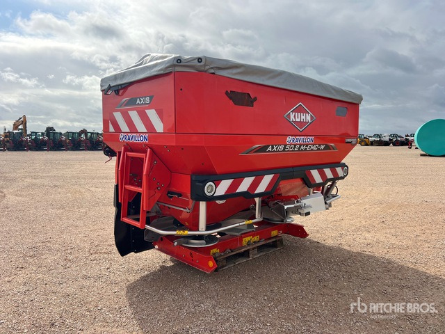 2018 Kuhn Axis 50.2 M-EMC-W 36 m 3-Point 5000 L Epandeur A ... Fertilizer Spreader - Distribuidor de fertilizantes: foto 3 2018 Kuhn Axis 50.2 M-EMC-W 36 m 3-Point 5000 L Epandeur A ... Fertilizer Spreader - Distribuidor de fertilizantes: foto 3