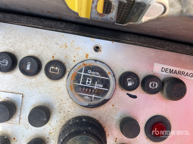 Ammann AV26 Double Drum Roller - Compactador de asfalto: foto 3 Ammann AV26 Double Drum Roller - Compactador de asfalto: foto 3