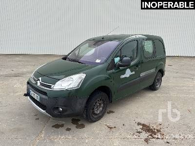 CITROEN BERLINGO Vehicule Utilitaire (Inoperable) - Furgão: foto 1 CITROEN BERLINGO Vehicule Utilitaire (Inoperable) - Furgão: foto 1