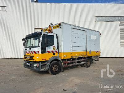 IVECO 120E24 4x2 Camion Fourgon - Caminhão furgão: foto 1 IVECO 120E24 4x2 Camion Fourgon - Caminhão furgão: foto 1
