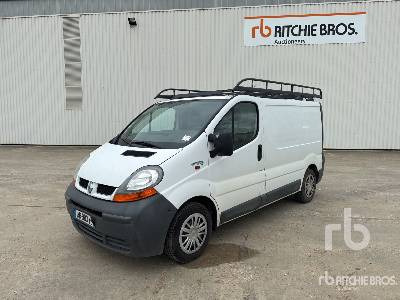 RENAULT TRAFIC Vehicule Utilitaire - Furgão: foto 1 RENAULT TRAFIC Vehicule Utilitaire - Furgão: foto 1