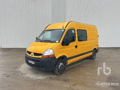 RENAULT Vehicule Utilitaire - Furgão: foto 1 RENAULT Vehicule Utilitaire - Furgão: foto 1