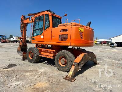 VOLVO EW160D Pelle Sur Pneus - Escavadeira de rodas: foto 2 VOLVO EW160D Pelle Sur Pneus - Escavadeira de rodas: foto 2