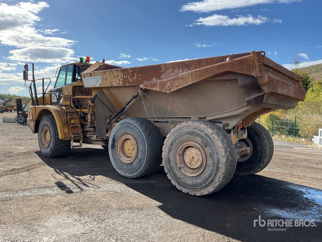 2011 Cat 735 6x6. Articulated Dump Truck - Caminhão articulado: foto 3 2011 Cat 735 6x6. Articulated Dump Truck - Caminhão articulado: foto 3