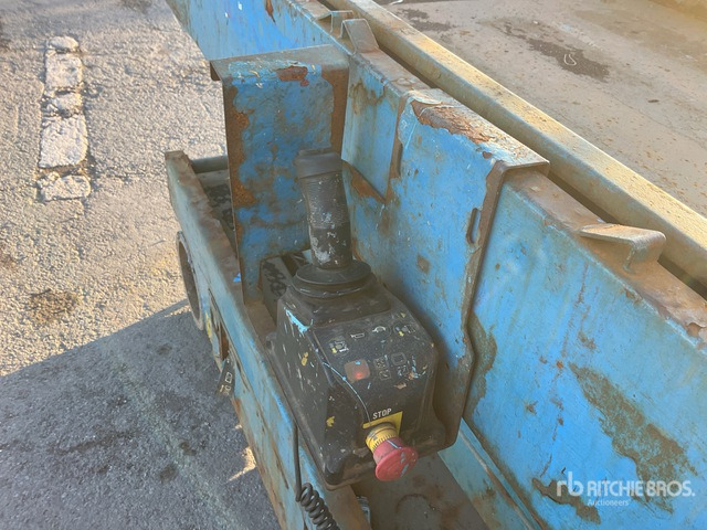 2011 Genie GS3246 Electric Scissor Lift - Plataforma de Tijera/ Plataforma de tesoura: foto 5 2011 Genie GS3246 Electric Scissor Lift - Plataforma de Tijera/ Plataforma de tesoura: foto 5