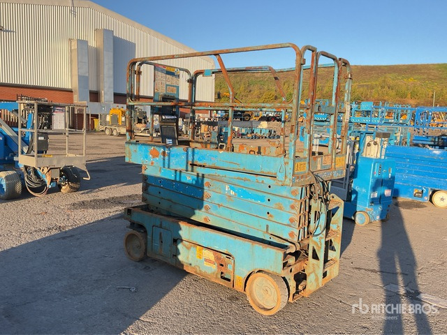 2011 Genie GS3246 Electric Scissor Lift - Plataforma de Tijera/ Plataforma de tesoura: foto 3 2011 Genie GS3246 Electric Scissor Lift - Plataforma de Tijera/ Plataforma de tesoura: foto 3