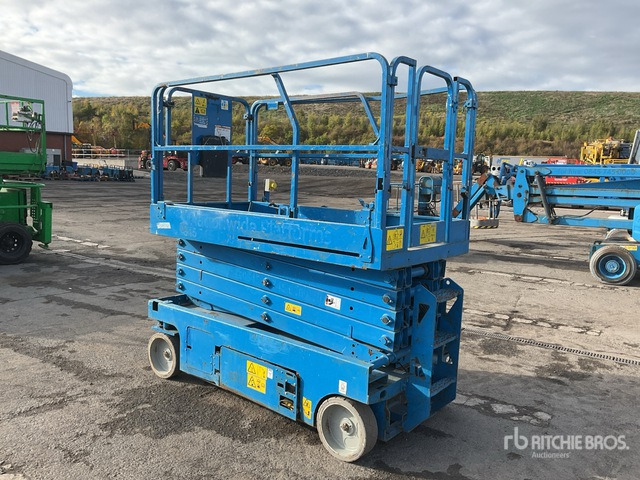 2011 Genie GS3246 Electric Scissor Lift - Plataforma de Tijera/ Plataforma de tesoura: foto 3 2011 Genie GS3246 Electric Scissor Lift - Plataforma de Tijera/ Plataforma de tesoura: foto 3