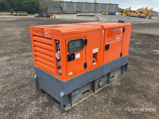 2015 Atlas Copco QAS40 40 kVA Skid-Mounted Generator Set - Gerador elétrico: foto 1 2015 Atlas Copco QAS40 40 kVA Skid-Mounted Generator Set - Gerador elétrico: foto 1