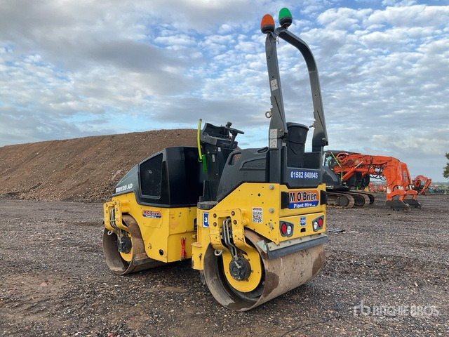 2015 Bomag 120AD-5 Double Drum Roller - Rolo: foto 3 2015 Bomag 120AD-5 Double Drum Roller - Rolo: foto 3