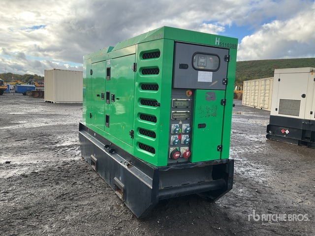 2016 Sdmo R220C3 200 kVA Skid-Mounted Generator Set - Gerador elétrico: foto 4 2016 Sdmo R220C3 200 kVA Skid-Mounted Generator Set - Gerador elétrico: foto 4