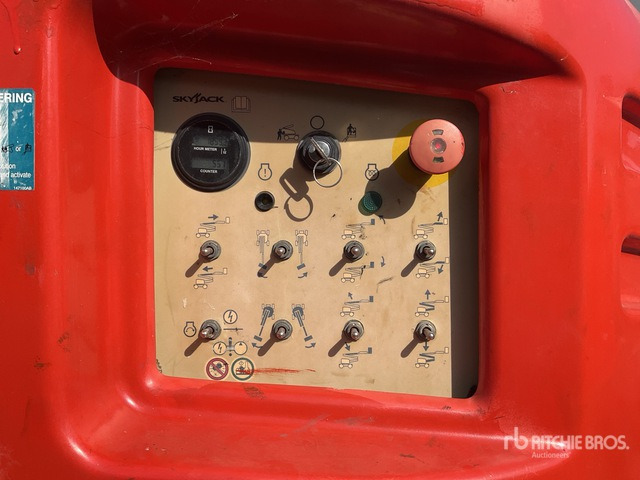 2016 Skyjack SJ51AJ 4WD Diesel Articulating Boom Lift - Plataforma articulada: foto 5 2016 Skyjack SJ51AJ 4WD Diesel Articulating Boom Lift - Plataforma articulada: foto 5