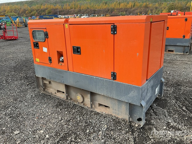 2017 Atlas Copco QAS40 40 kVA Skid-Mounted Generator Set - Gerador elétrico: foto 4 2017 Atlas Copco QAS40 40 kVA Skid-Mounted Generator Set - Gerador elétrico: foto 4