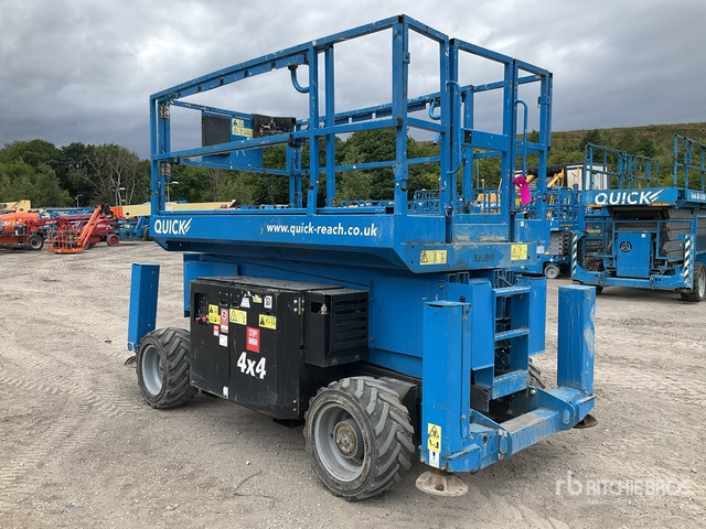 2017 Genie GS-3369RT 4x4 Diesel Scissor Lift - Plataforma de Tijera/ Plataforma de tesoura: foto 3 2017 Genie GS-3369RT 4x4 Diesel Scissor Lift - Plataforma de Tijera/ Plataforma de tesoura: foto 3