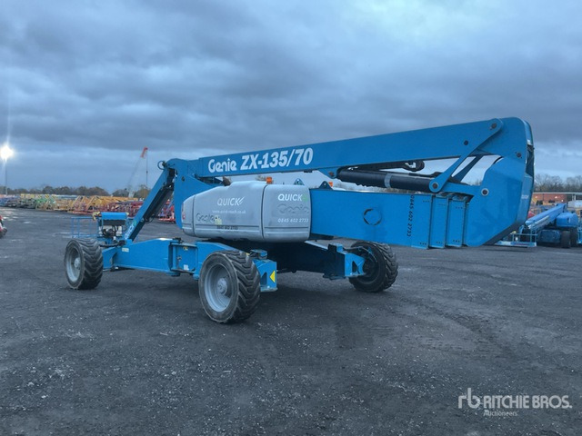 2017 Genie ZX135/70 4WD Diesel Articulating Boom Lift - Plataforma articulada: foto 4 2017 Genie ZX135/70 4WD Diesel Articulating Boom Lift - Plataforma articulada: foto 4