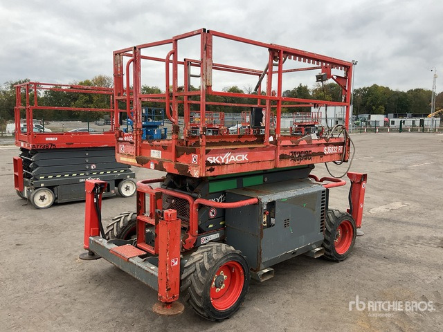 2017 Skyjack SJ6832 RT 4x4 Diesel Scissor Lift - Plataforma de Tijera/ Plataforma de tesoura: foto 3 2017 Skyjack SJ6832 RT 4x4 Diesel Scissor Lift - Plataforma de Tijera/ Plataforma de tesoura: foto 3