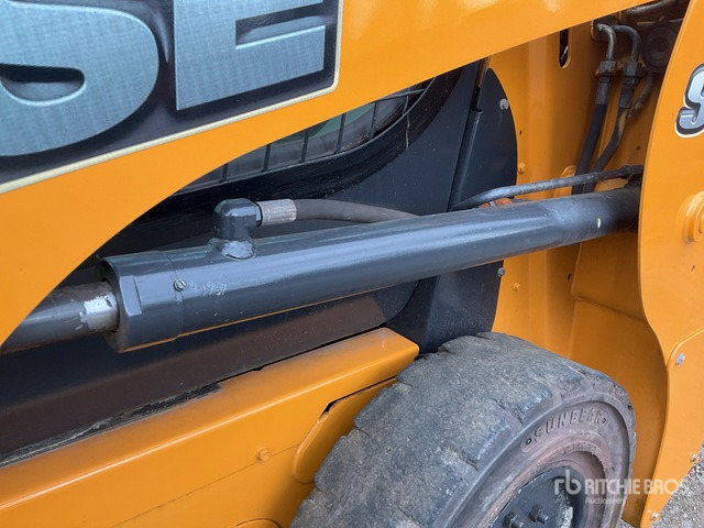 2019 Case SR130 Skid Steer Loader - Mini carregadeira: foto 3 2019 Case SR130 Skid Steer Loader - Mini carregadeira: foto 3