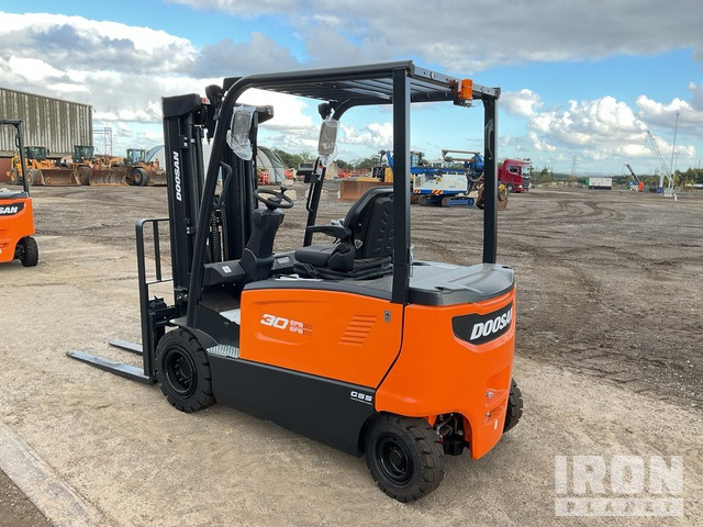 2023 Doosan B30X-7 PLUS 2023 Doosan B30X-7 PLUS 3000 kg Electric Forklift (Unused) Electric Forklift - Empilhadeira elétrica: foto 3 2023 Doosan B30X-7 PLUS 2023 Doosan B30X-7 PLUS 3000 kg Electric Forklift (Unused) Electric Forklift - Empilhadeira elétrica: foto 3