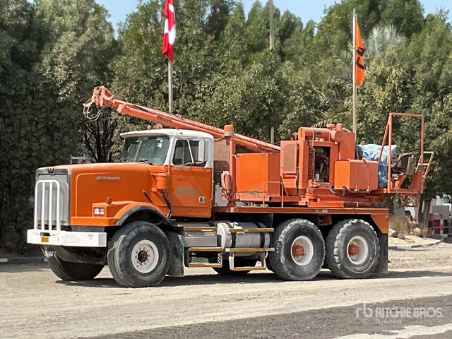 1995 Western Star 4966S Altec TH7 on 6x4 Drill Truck - Máquina de perfuração: foto 1 1995 Western Star 4966S Altec TH7 on 6x4 Drill Truck - Máquina de perfuração: foto 1
