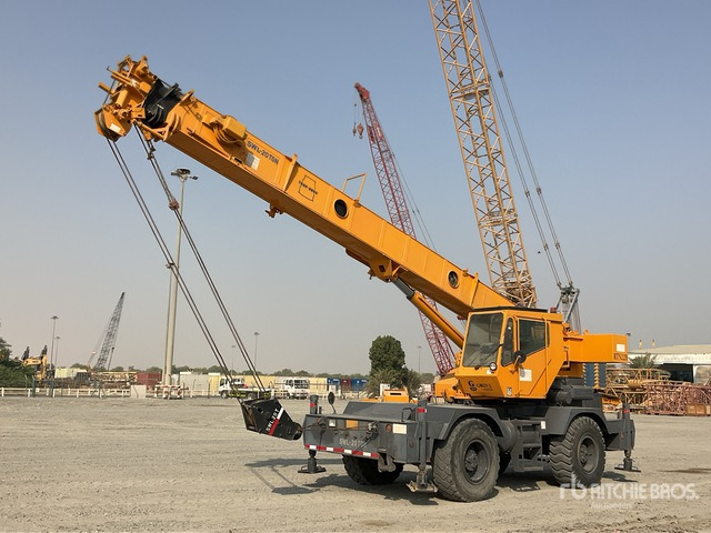 1999 Grove RT522B 22 ton 4x4x4 Rough Terrain Crane - Grua de estaleiro: foto 1 1999 Grove RT522B 22 ton 4x4x4 Rough Terrain Crane - Grua de estaleiro: foto 1