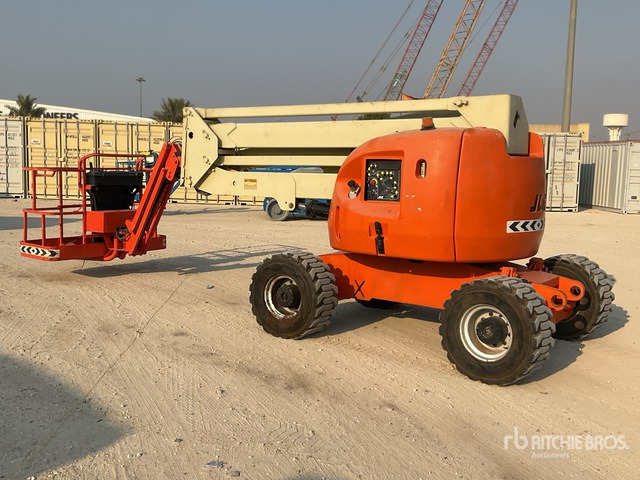 2002 JLG 450AJ Series ll 4WD Diesel Articulating Boom Lift - Plataforma articulada: foto 3 2002 JLG 450AJ Series ll 4WD Diesel Articulating Boom Lift - Plataforma articulada: foto 3