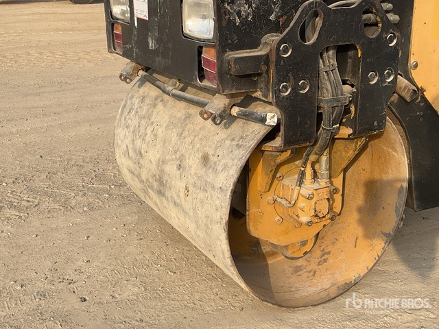 2006 Cat CB114 Double Drum Roller - Compactador de asfalto: foto 4 2006 Cat CB114 Double Drum Roller - Compactador de asfalto: foto 4