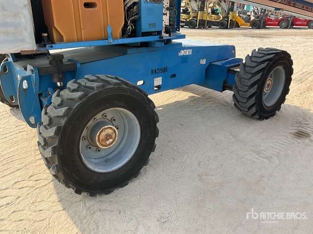 2006 Genie S85 4WD Diesel Telescopic Boom Lift - Plataforma telescópica: foto 5 2006 Genie S85 4WD Diesel Telescopic Boom Lift - Plataforma telescópica: foto 5