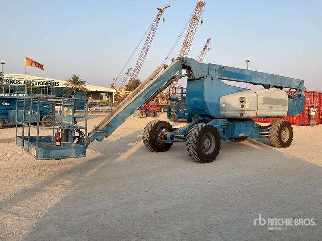 2008 Genie Z-135 4WD Diesel Articulating Boom Lift - Plataforma articulada: foto 1 2008 Genie Z-135 4WD Diesel Articulating Boom Lift - Plataforma articulada: foto 1