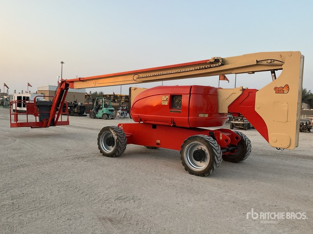 2010 JLG 800AJ 4WD Diesel Articulating Boom Lift - Plataforma articulada: foto 4 2010 JLG 800AJ 4WD Diesel Articulating Boom Lift - Plataforma articulada: foto 4