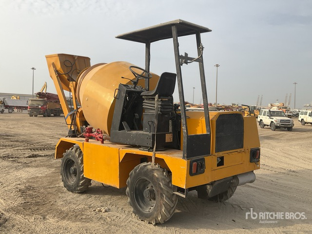 2010 Silla 3500 4x4 Self-Loading All Terrain Mixer - Caminhão betoneira: foto 4 2010 Silla 3500 4x4 Self-Loading All Terrain Mixer - Caminhão betoneira: foto 4