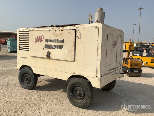 2011 Ingorsol 9235 Skid-Mounted (Inoperable) Air Compressor - Compressor de ar: foto 4 2011 Ingorsol 9235 Skid-Mounted (Inoperable) Air Compressor - Compressor de ar: foto 4