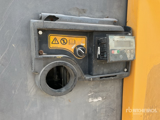 2012 Atlas Copco XATS800 Mobile Air Compressor - Compressor de ar: foto 5 2012 Atlas Copco XATS800 Mobile Air Compressor - Compressor de ar: foto 5
