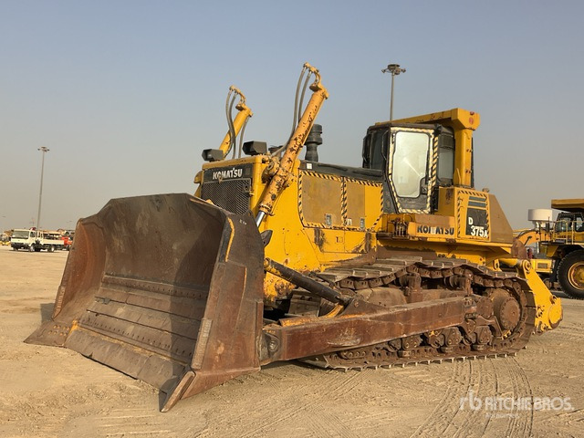 2012 Komatsu D375A-6R Crawler Dozer - Buldôzer: foto 1 2012 Komatsu D375A-6R Crawler Dozer - Buldôzer: foto 1