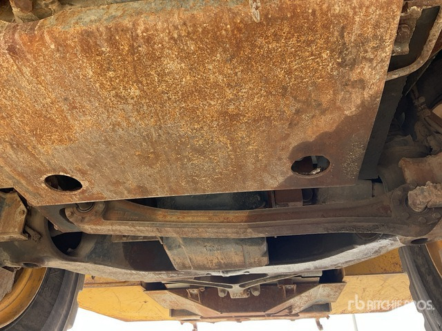 2013 Komatsu HM400-3 Articulated Dump Truck - Caminhão articulado: foto 5 2013 Komatsu HM400-3 Articulated Dump Truck - Caminhão articulado: foto 5