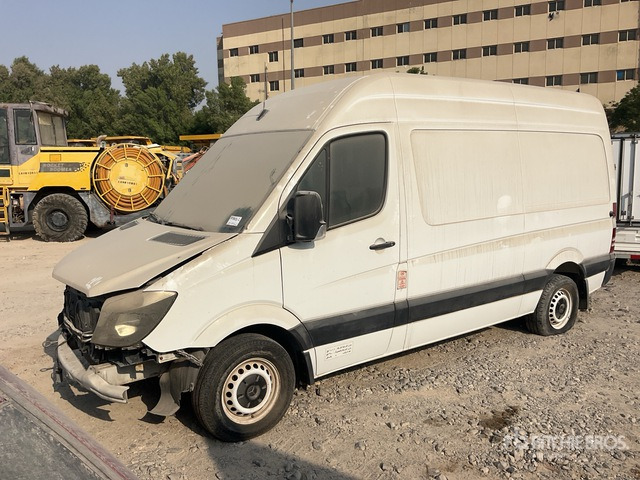 2016 Mercedes-Benz Sprinter 316 (Inoperable) Cargo Van - Furgão: foto 2 2016 Mercedes-Benz Sprinter 316 (Inoperable) Cargo Van - Furgão: foto 2