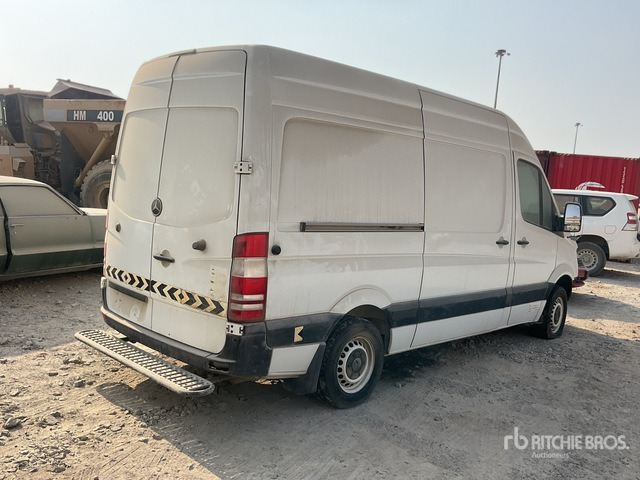 2016 Mercedes-Benz Sprinter 316 (Inoperable) Cargo Van - Furgão: foto 3 2016 Mercedes-Benz Sprinter 316 (Inoperable) Cargo Van - Furgão: foto 3