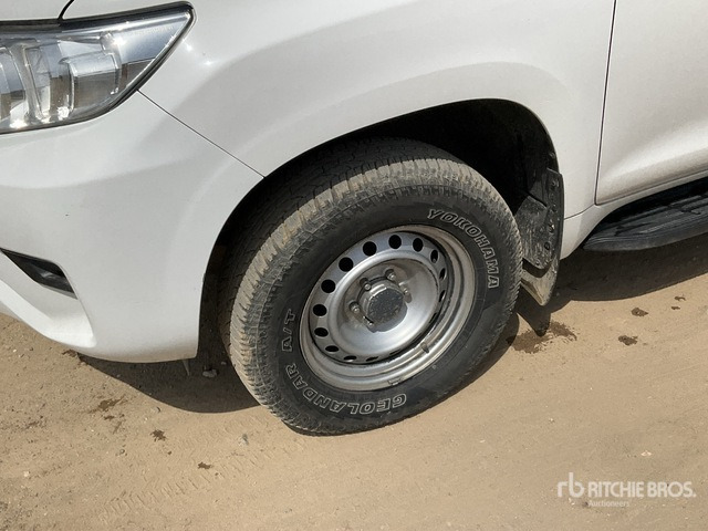 2018 Toyota Prado 150L 4x4 SUV - SUV: foto 5 2018 Toyota Prado 150L 4x4 SUV - SUV: foto 5
