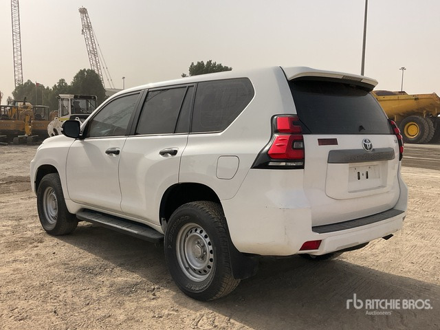 2018 Toyota Prado TX 150L 4x4 SUV - SUV: foto 4 2018 Toyota Prado TX 150L 4x4 SUV - SUV: foto 4