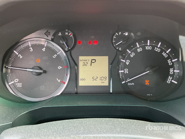 2018 Toyota Prado TX 150L 4x4 SUV - SUV: foto 5 2018 Toyota Prado TX 150L 4x4 SUV - SUV: foto 5