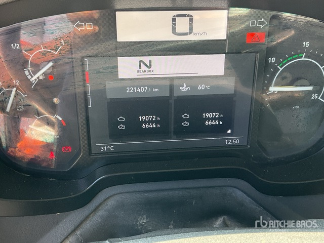 2019 Renault K440 8x4 Twin-Steer Mixer Truck - Caminhão betoneira: foto 5 2019 Renault K440 8x4 Twin-Steer Mixer Truck - Caminhão betoneira: foto 5