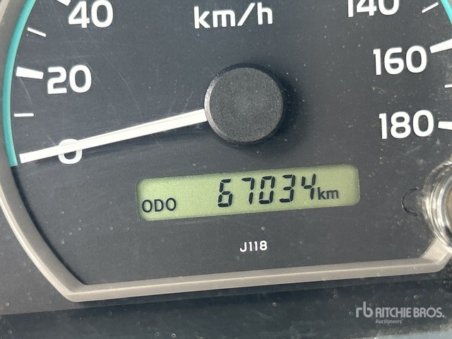 2019 Toyota Land Cruiser 78L 4x4 SUV - SUV: foto 3 2019 Toyota Land Cruiser 78L 4x4 SUV - SUV: foto 3