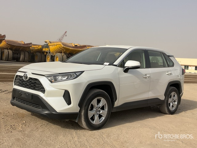 2019 Toyota RAV4 4WD SUV - SUV: foto 2 2019 Toyota RAV4 4WD SUV - SUV: foto 2