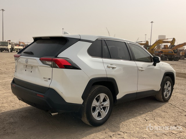 2019 Toyota RAV4 4WD SUV - SUV: foto 3 2019 Toyota RAV4 4WD SUV - SUV: foto 3