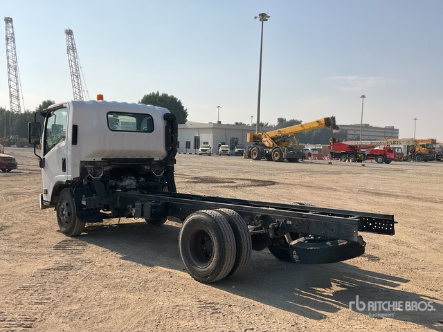 2020 Isuzu Reward NP 4x2 Cab and Chassis - Caminhão chassi: foto 3 2020 Isuzu Reward NP 4x2 Cab and Chassis - Caminhão chassi: foto 3