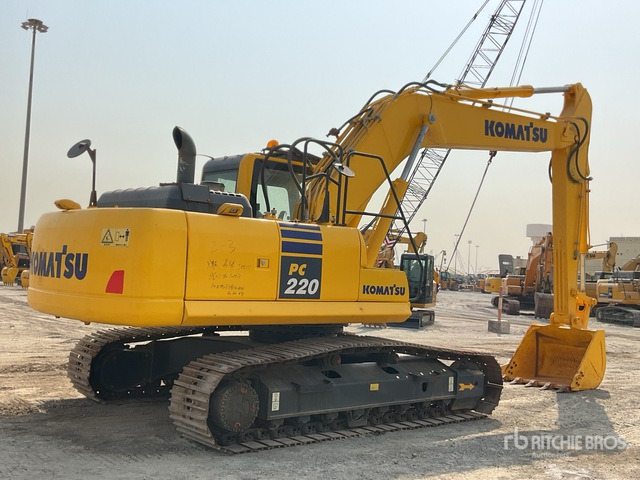 2020 Komatsu PC220-8N1 - Escavadora de rastos: foto 4 2020 Komatsu PC220-8N1 - Escavadora de rastos: foto 4